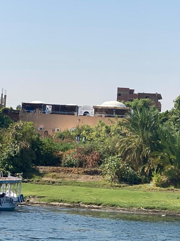 NUBIAN HOLIDAY HOUSE 